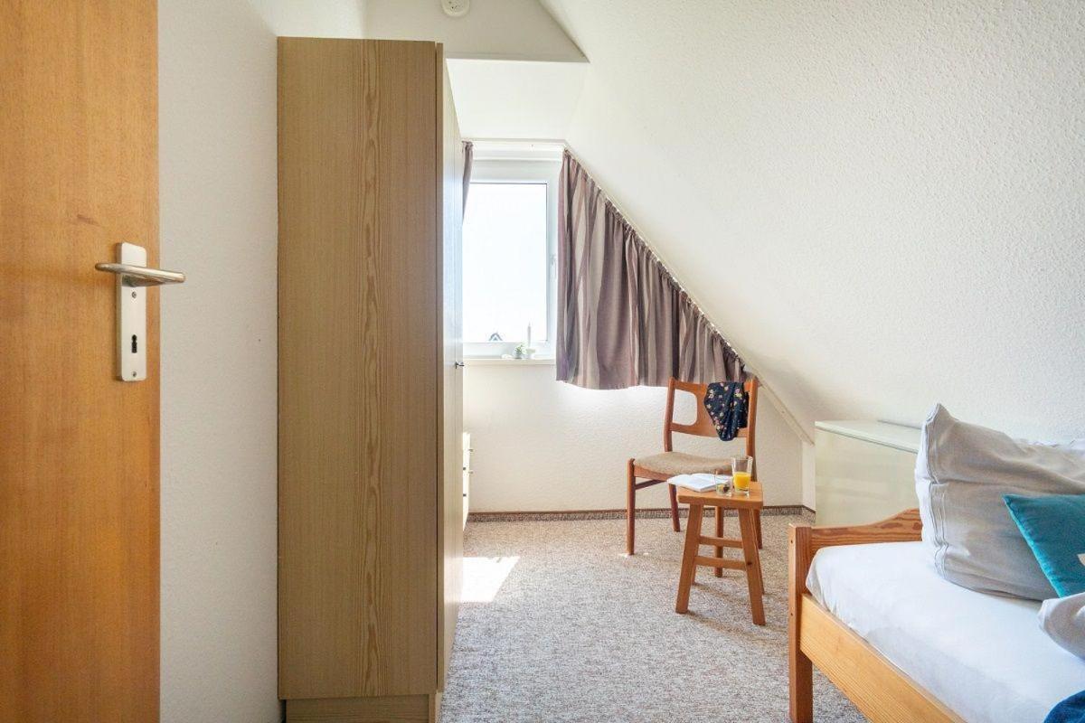 Am-Hohen-Ufer-Reetdach-Haus-Ocean-Breeze-136 Βίλα Großenbrode Εξωτερικό φωτογραφία