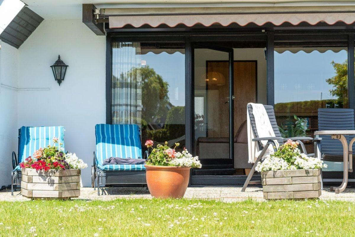 Am-Hohen-Ufer-Reetdach-Haus-Ocean-Breeze-136 Βίλα Großenbrode Εξωτερικό φωτογραφία